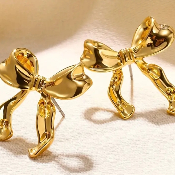 Gold Bow Earrings - Picture 3 of 3